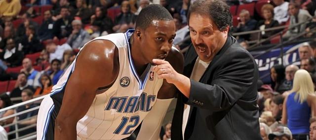 赫拉德-马丁：巴萨完全无需改变踢法，最重要的是做好压迫（赫拉德-马丁：巴萨无需调整风格，关键是把压迫做到位）