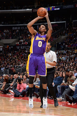 记者：若圣地亚哥不离队，米兰冬窗不能引进新前锋（记者：圣地亚哥若留队，米兰冬窗无缘新中锋）