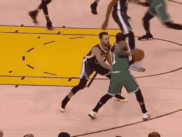 罗体：卢卡库想尽快复出，他希望在月底对罗马时回归赛场（罗体：卢卡库盼尽快伤愈，目标月底战罗马复出）