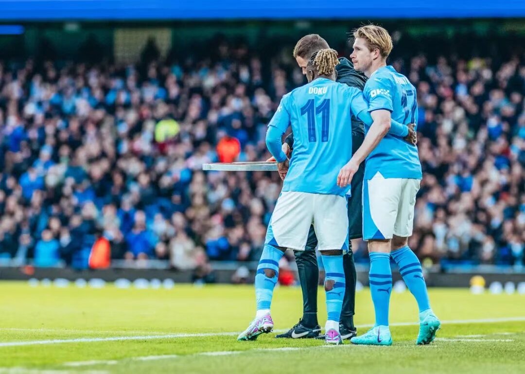 本泽马：现在的皇马队内缺少领袖；皇马永远是我的球队（本泽马直言皇马如今缺乏领袖：皇马始终是我的球队）