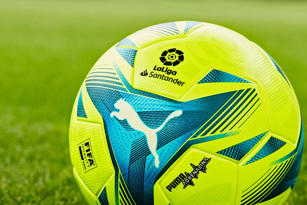 梅西：斯卡洛尼总是充满激情；阿根廷拥有很多非凡的球员（梅西盛赞斯卡洛尼激情四射：阿根廷坐拥众多杰出球员）