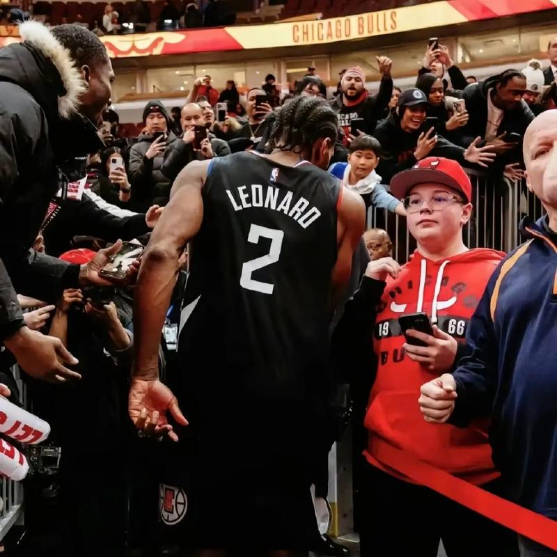 马竞3-2逆转埃因霍温，瑟洛特传射建功，阿尔瓦雷斯破门（马竞3-2上演逆转击退埃因霍温，瑟洛特传射发威，阿尔瓦雷斯破门）