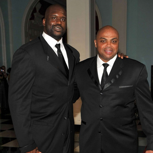 英超战报：利物浦2-1逆转热刺,（英超焦点战：利物浦2-1上演逆转击败热刺）