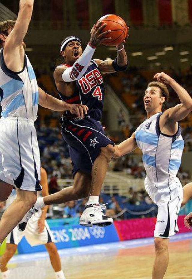 博涅克：莱万是过去二三十年里世界上最好的九号球员（博涅克盛赞莱万：近20至30年世界最佳中锋）