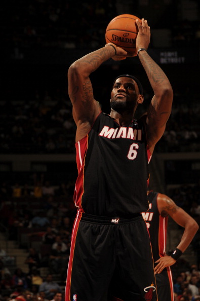 ENHYPEN音银全球盛典《Shine on Me》舞台（ENHYPEN亮相音银全球盛典献唱《Shine on Me）