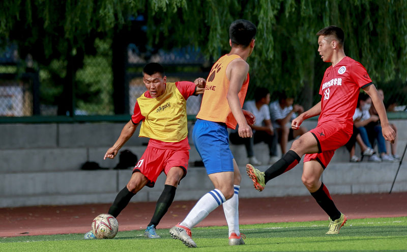 摩根预热C罗专访“加时赛”：特别节目将在北京时间明早7点30分播出（摩根预告C罗专访《加时赛》：特别节目将于北京时间明晨7：30播出）