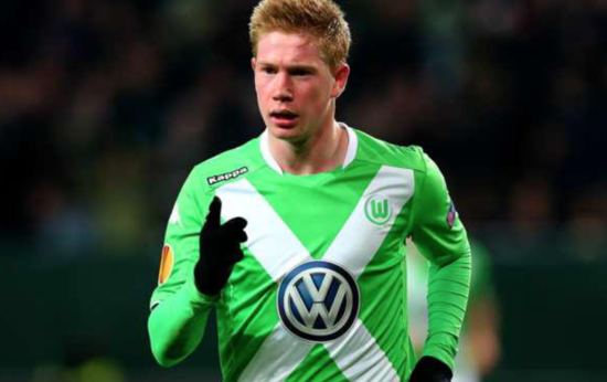 德转评年度最佳左边锋：迪亚斯、KK、拉菲尼亚、维尼修斯入围（德转年度最佳左边锋候选出炉：迪亚斯、KK、拉菲尼亚、维尼修斯在列）