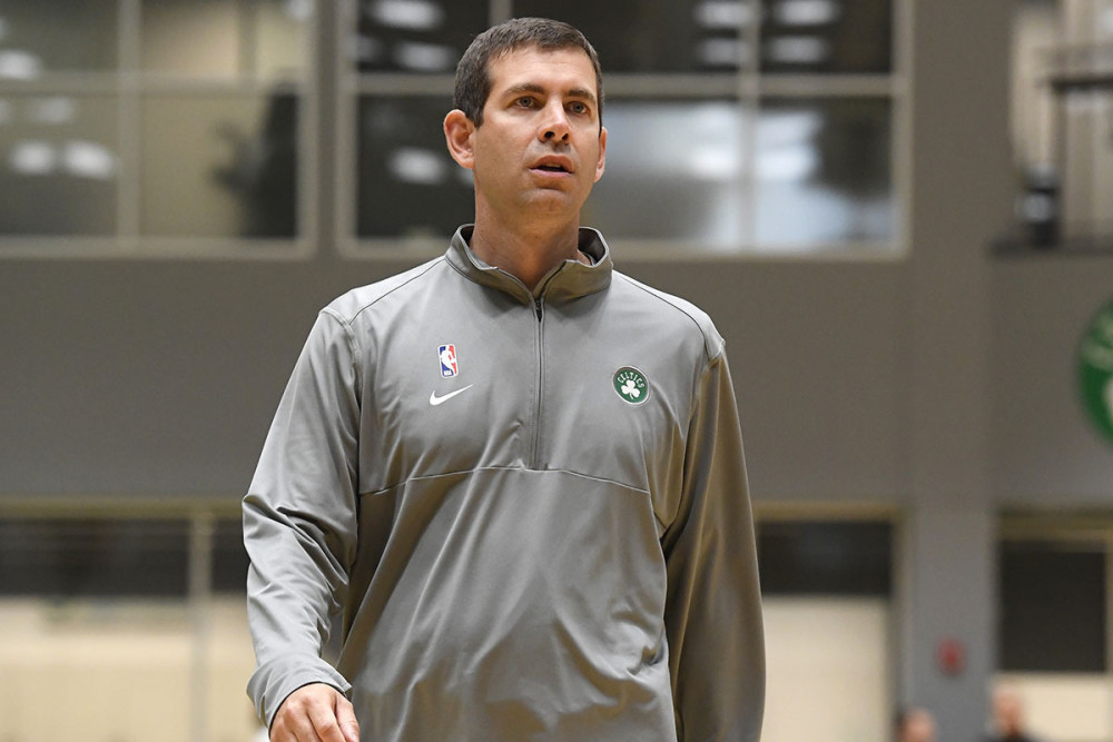 深圳青年人瞄准云南玉昆外援，2026冲超计划曝光（深圳青年人欲引进云南玉昆外援，2026冲超方案浮出水面）