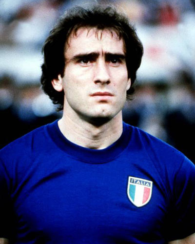 哈兰德本赛季至今直接参与35球，本世纪所有球员赛季同期第3（哈兰德本季已直接参与35球，位居本世纪同阶段第3）